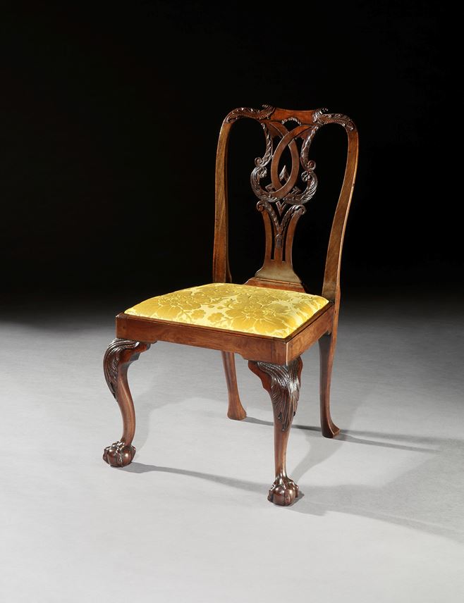 A SUITE OF GEORGE II MAHOGANY SIDE CHAIRS WITH SETTEE | MasterArt